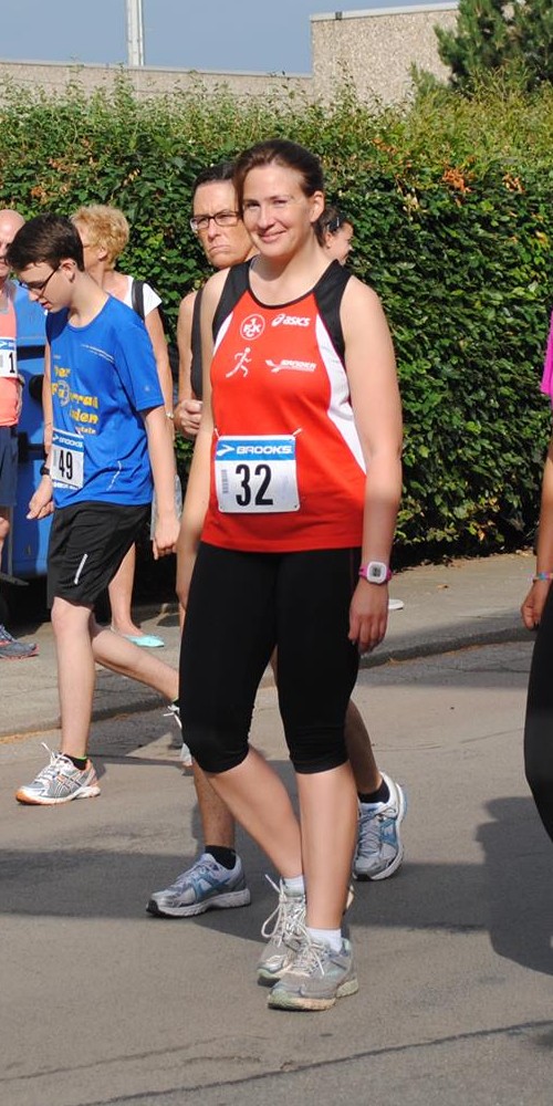 Stephanie klink vorm Coca-Cola-Straßenlauf 2013